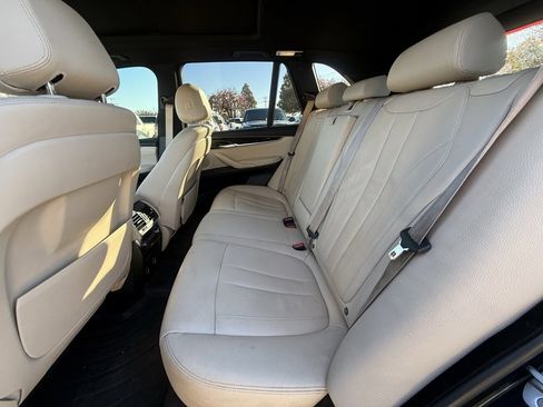 Used 2017 BMW X5 xDrive40e image 7