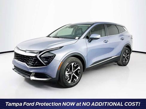 Used 2025 Kia Sportage EX FWD image 1