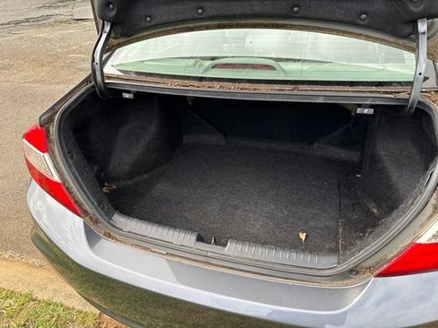 Used 2012 Honda Civic EX-L image 17