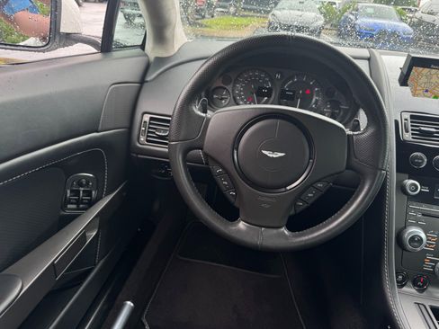 Used 2015 Aston Martin V8 Vantage GT image 42
