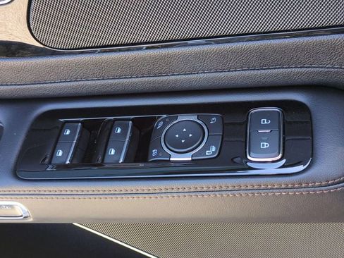 Certified 2023 Lincoln Aviator Reserve w/ Equipment Group 201A AWD/4WD image 16