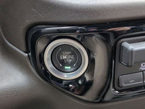 Certified 2024 Chevrolet Silverado 2500 LT image 18