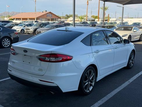 Used 2020 Ford Fusion SEL FWD image 10