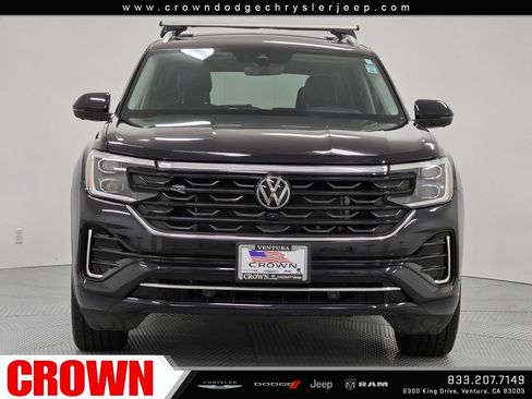 Used 2024 Volkswagen Atlas SEL Premium R-Line image 2