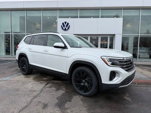 New 2026 Volkswagen Atlas SE image 1