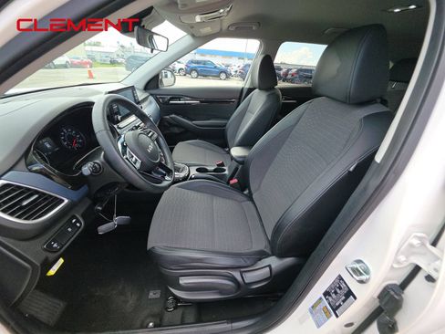 Used 2023 Kia Seltos S FWD image 3