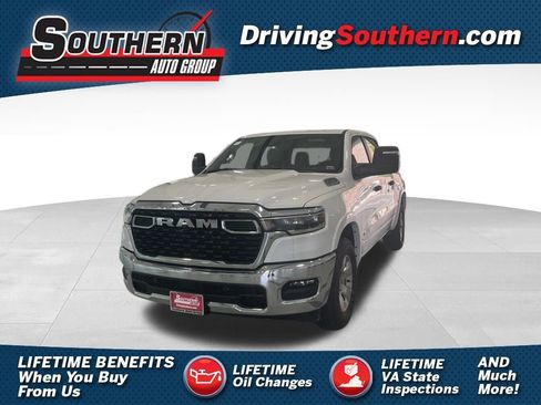 Used 2025 RAM 1500 Big Horn image 1