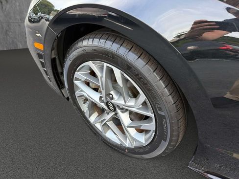 Used 2020 Hyundai Sonata SEL w/ Premium + Sunroof Package FWD image 10