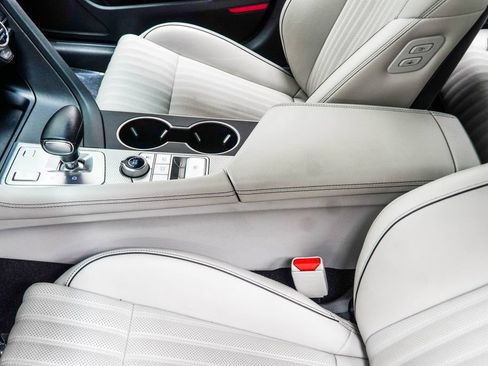 Used 2023 Genesis G70 3.3T RWD image 24