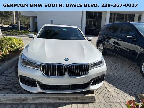 Used 2019 BMW 750i w/ Executive Package image 12