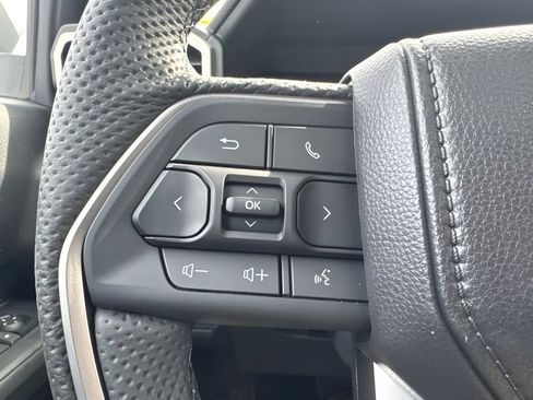 New 2026 Toyota Tacoma Limited AWD/4WD image 17