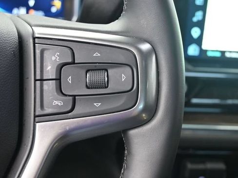 Used 2025 Chevrolet Silverado 1500 RST AWD/4WD image 33
