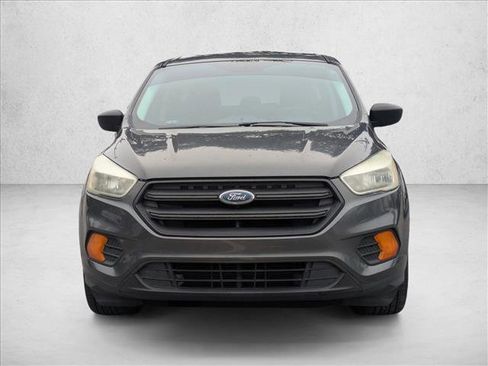 Used 2017 Ford Escape S image 2