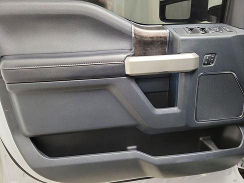 Used 2022 Ford F250 Lariat w/ Lariat Ultimate Package image 16