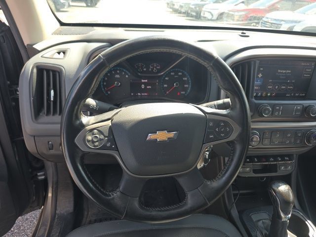 Used 2022 Chevrolet Colorado Z71 w/ Trail Boss Package AWD/4WD image 8