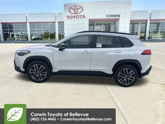 New 2026 Toyota Corolla Cross XLE video 2