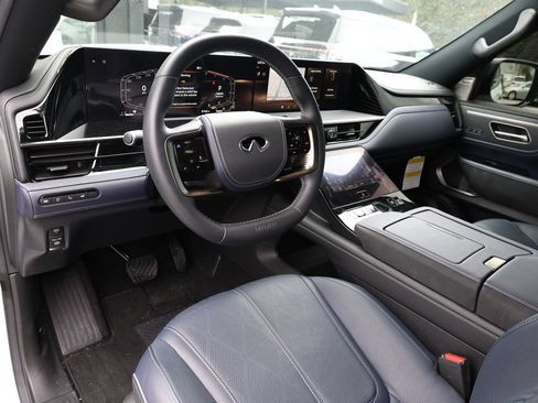Certified 2026 INFINITI QX80 4WD w/ Sport Exterior Package image 16
