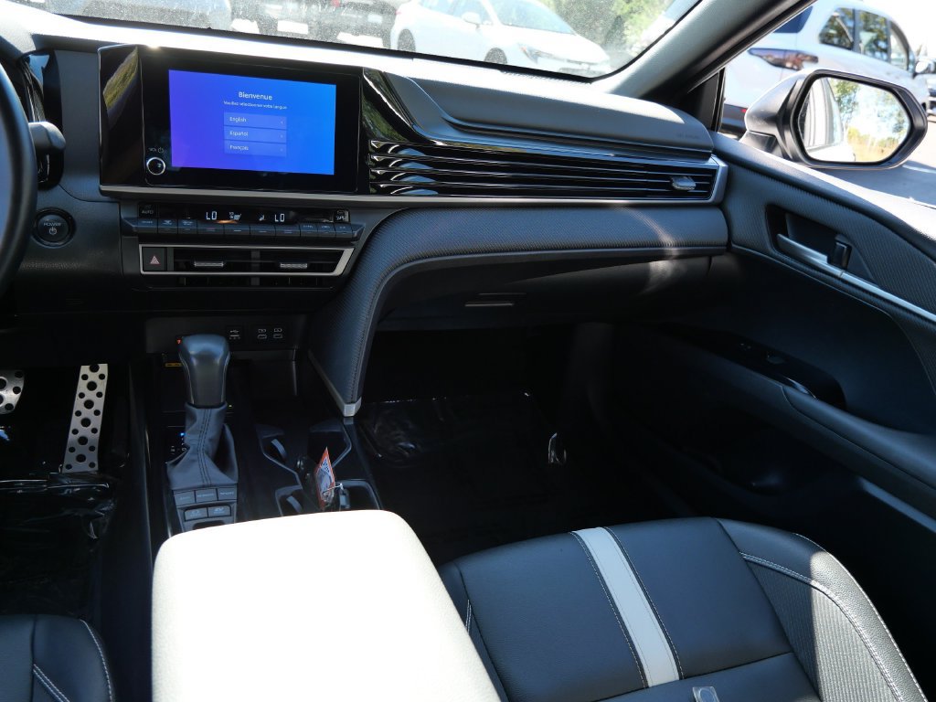 Certified 2025 Toyota Camry SE FWD image 14