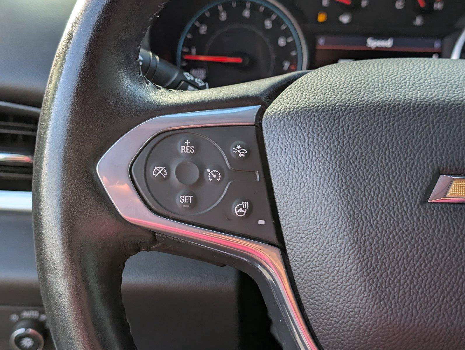 Used 2021 Chevrolet Traverse Premier w/ Redline Edition FWD image 31