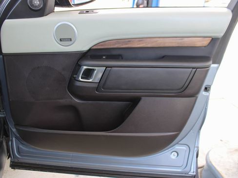 Used 2019 Land Rover Discovery HSE Luxury AWD/4WD image 48