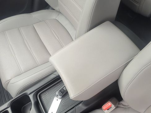 Used 2017 Honda CR-V Touring image 15