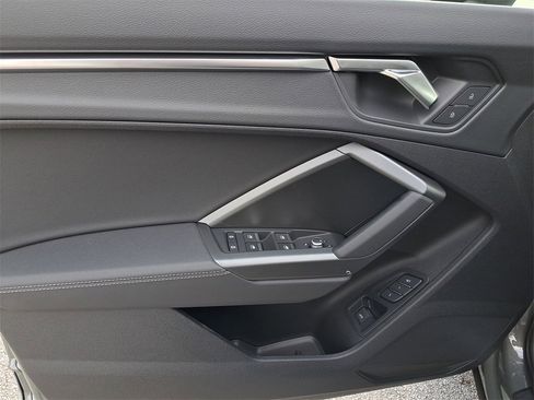 New 2025 Audi Q3 2.0T Premium image 20