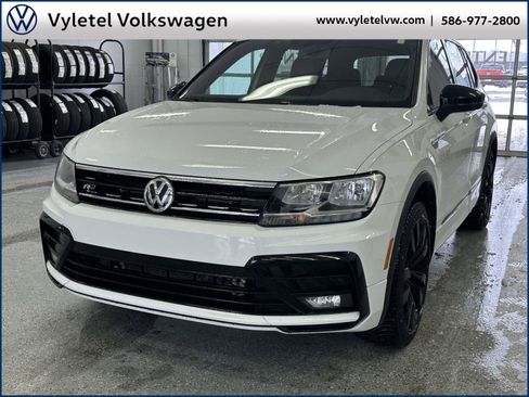 Used 2021 Volkswagen Tiguan SE R-Line image 5