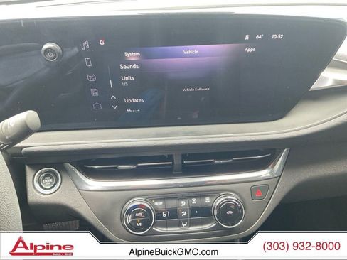 Used 2025 Buick Envista Preferred FWD image 11