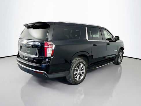 Used 2023 Chevrolet Suburban LT w/ Luxury Package RWD image 7