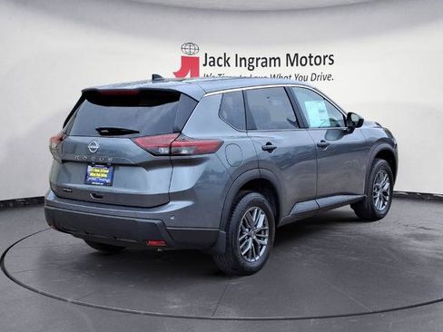Certified 2026 Nissan Rogue S FWD image 5