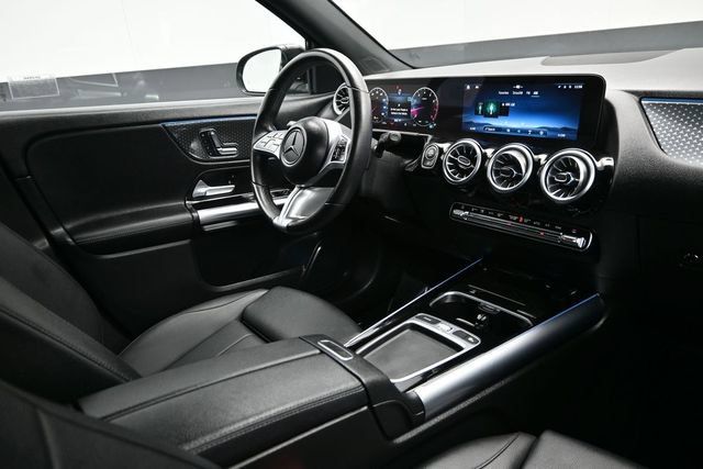 Used 2025 Mercedes-Benz GLA 250 image 14