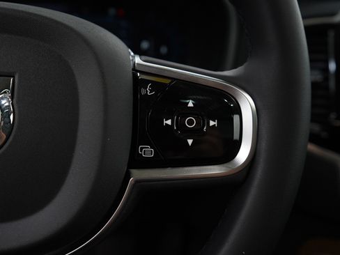 Used 2024 Volvo XC90 B5 Plus image 20