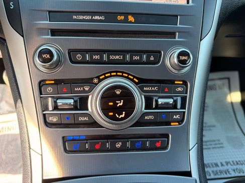 Used 2018 Lincoln MKZ Reserve AWD/4WD image 23
