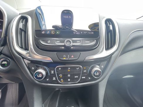 Certified 2022 Chevrolet Equinox Premier FWD image 35