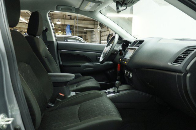Used 2023 Mitsubishi Outlander Sport ES AWD/4WD image 22