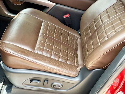 Used 2021 Nissan Titan Platinum Reserve w/ Moonroof Package image 20