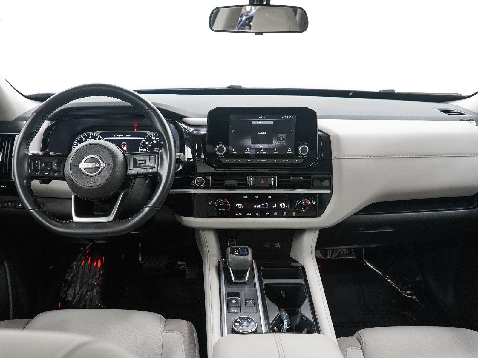 Used 2022 Nissan Pathfinder SV w/ SV Premium Package AWD/4WD image 17