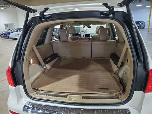 Used 2014 Mercedes-Benz GL 450 4MATIC image 47