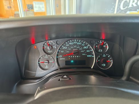 New 2025 Chevrolet Express 2500 Extended w/ Enhanced Convenience Package image 21