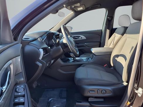 Used 2023 Chevrolet Traverse LT w/ Midnight/Sport Edition image 23