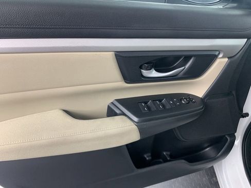 Used 2020 Honda CR-V LX image 14
