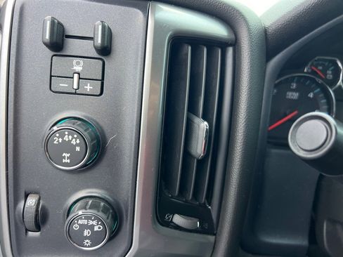 Used 2018 Chevrolet Silverado 2500 LT w/ LT Fleet Convenience Package image 24