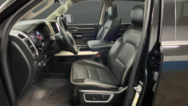 Used 2022 RAM 1500 Laramie AWD/4WD image 9