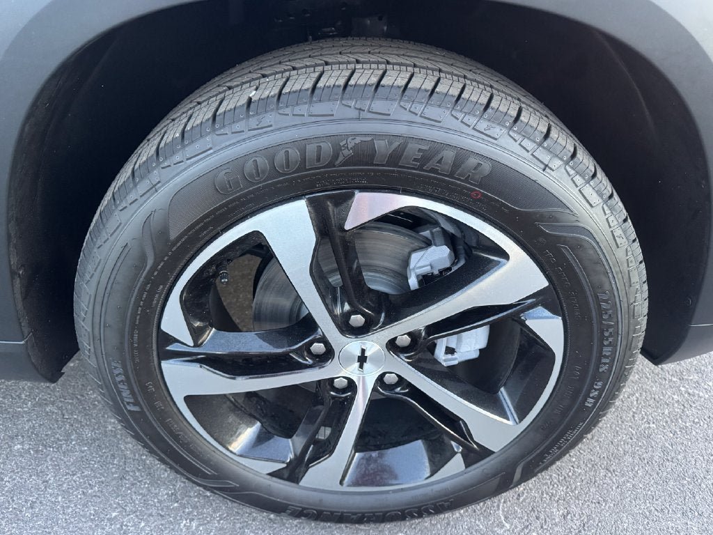 New 2026 Chevrolet Trax RS w/ Driver Confidence Package FWD image 12