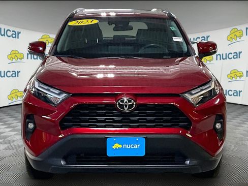 Used 2023 Toyota RAV4 XLE Premium image 2