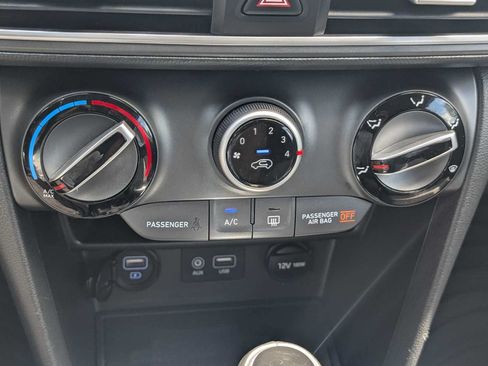 Used 2020 Hyundai Kona SEL AWD/4WD image 23