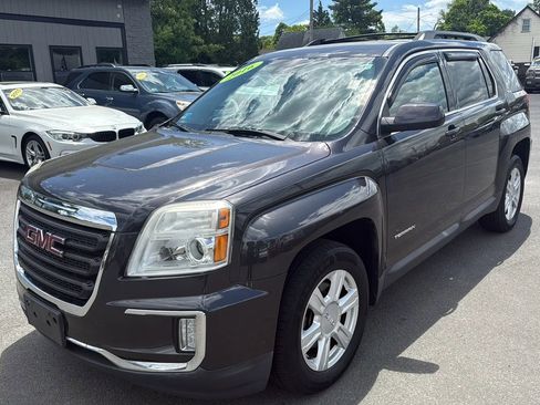 Used 2016 GMC Terrain SLE w/ Driver Alert Package I AWD/4WD image 3