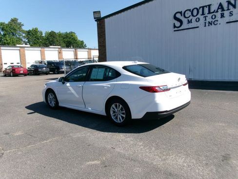 Used 2025 Toyota Camry LE FWD image 8