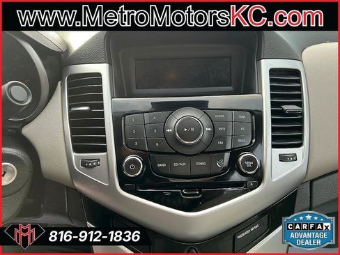 Used 2016 Chevrolet Cruze LT FWD image 29