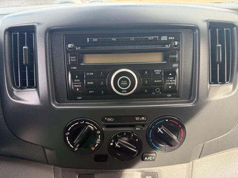 Used 2017 Chevrolet City Express LS image 20